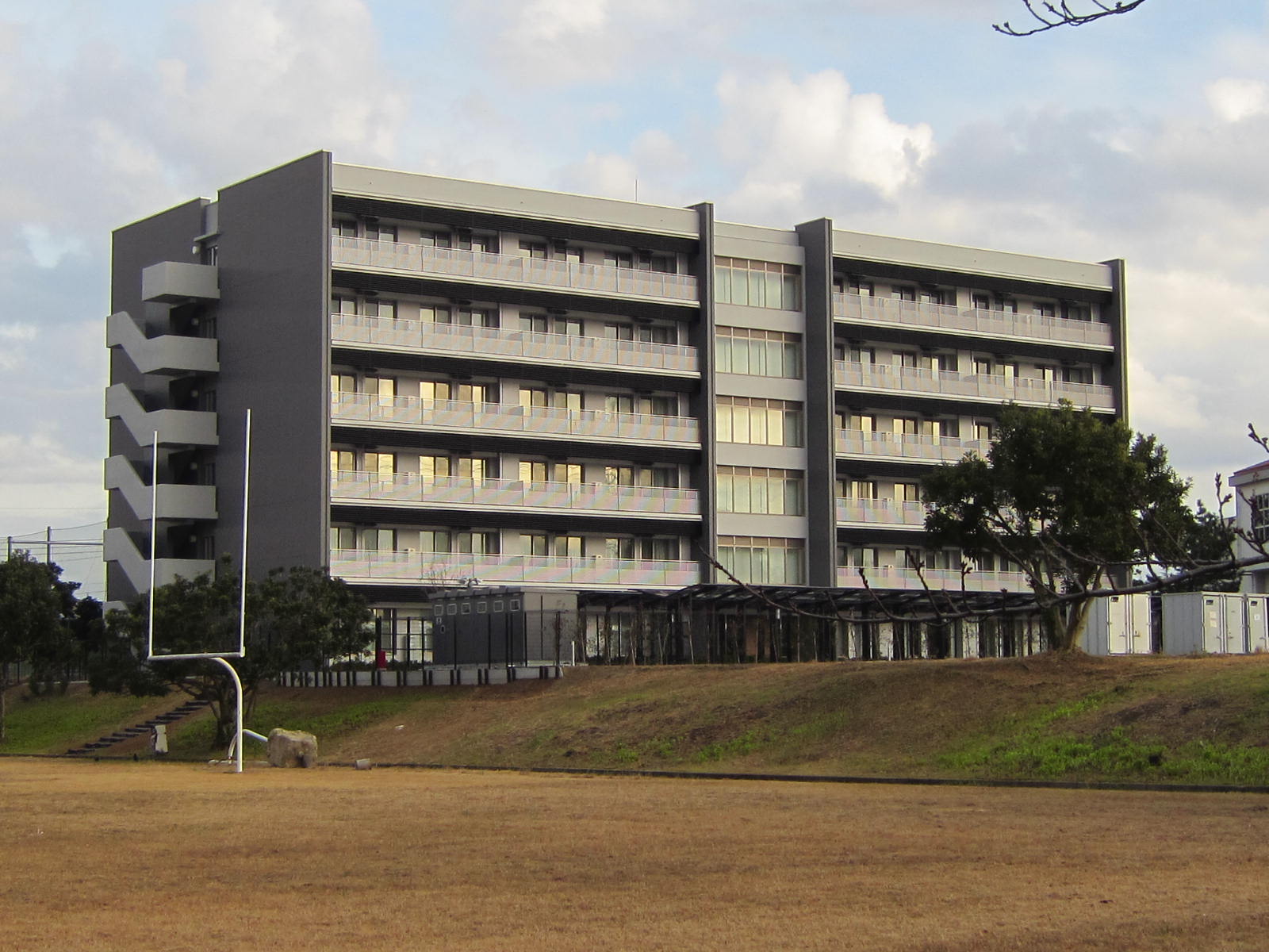 帝京平成大学 ちはら台学生寮 様 株式会社 岩野商会